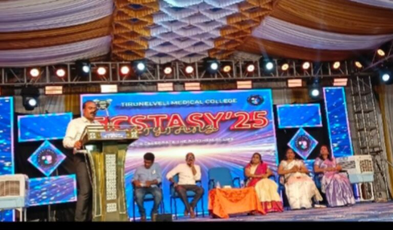 நெல்லை அரசு மருத்துவ கல்லூரியில் நடைபெற்ற கலைநிகழ்ச்சியில் மாவட்ட ஆட்சியர் பங்கேற்பு…