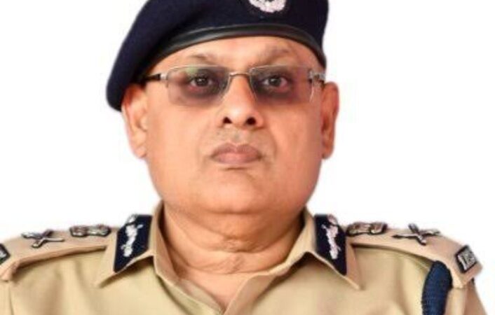 சைபர் க்ரைம் போலீசாரின் அதிரடி நடவடிக்கையால் 76,சைபர் குற்றவாளிகள் கைது … சைபர் க்ரைம் போலீசாரின் அதிரடி நடவடிக்கையால் 76,சைபர் குற்றவாளிகள் கைது …