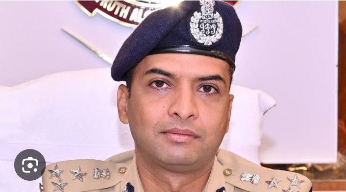 இன்ஸ்பெக்டர் பற்றியான நாளிதழில் வெளியான செய்திக்கு போலீஸ் கமிஷனர் மறுப்பு இன்ஸ்பெக்டர் பற்றியான நாளிதழில் வெளியான செய்திக்கு போலீஸ் கமிஷனர் மறுப்பு