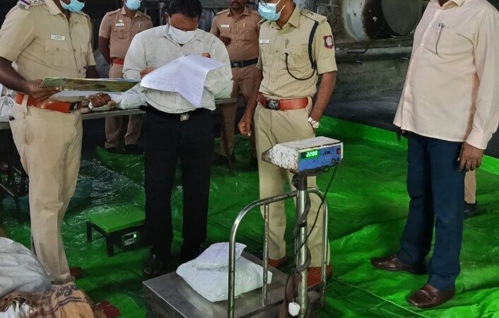 திருச்சியில் 204, வழக்குகளில் உள்ள 337,கிலோ கஞ்சா போலீஸ் கமிஷனர் தலைமையில் தீயிட்டு அழிக்கப்பட்டது…